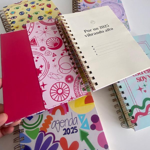 Agenda Tapa Dura Personalizada con Marcapáginas